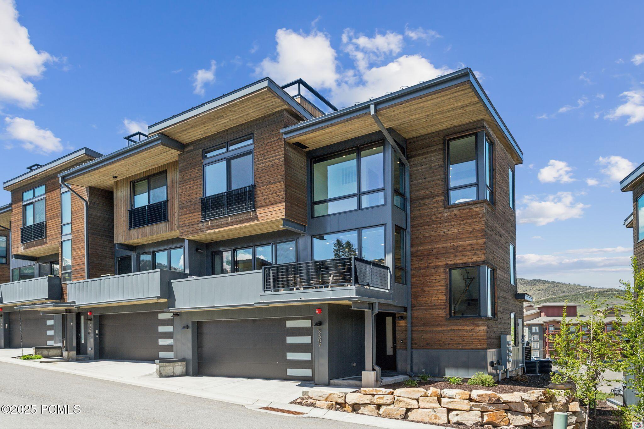 3507 Ridgeline Drive