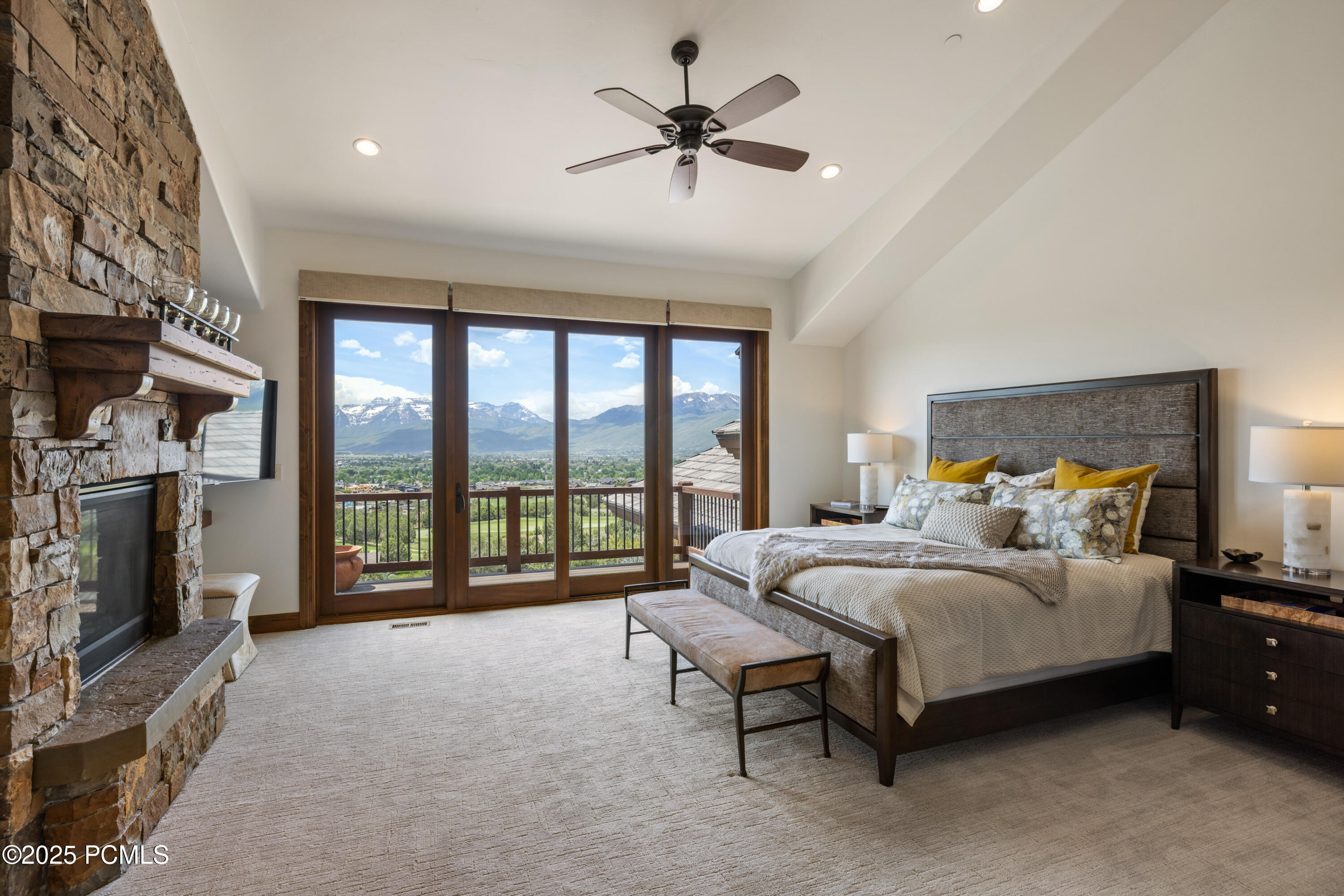 2314eFlattopMountainDr-19