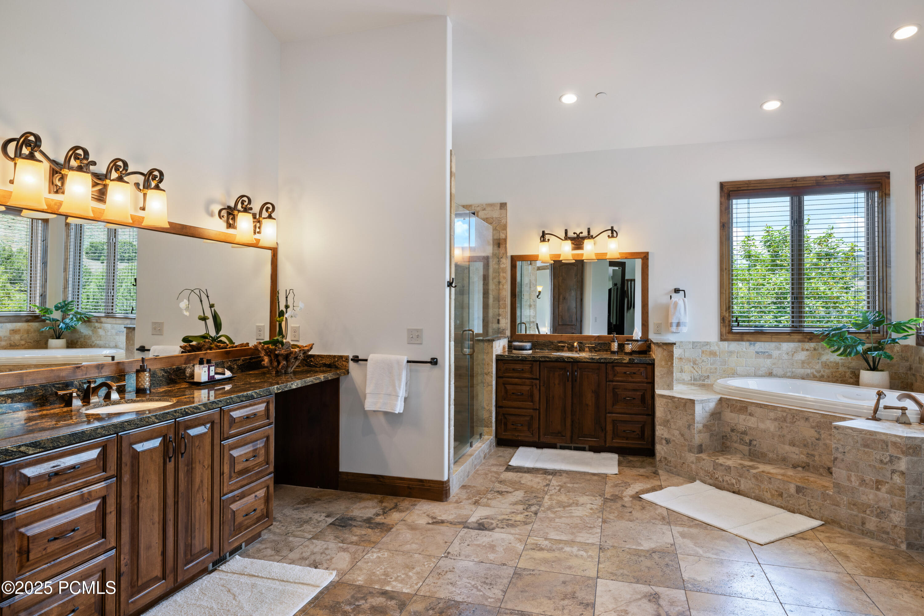 2314eFlattopMountainDr-24