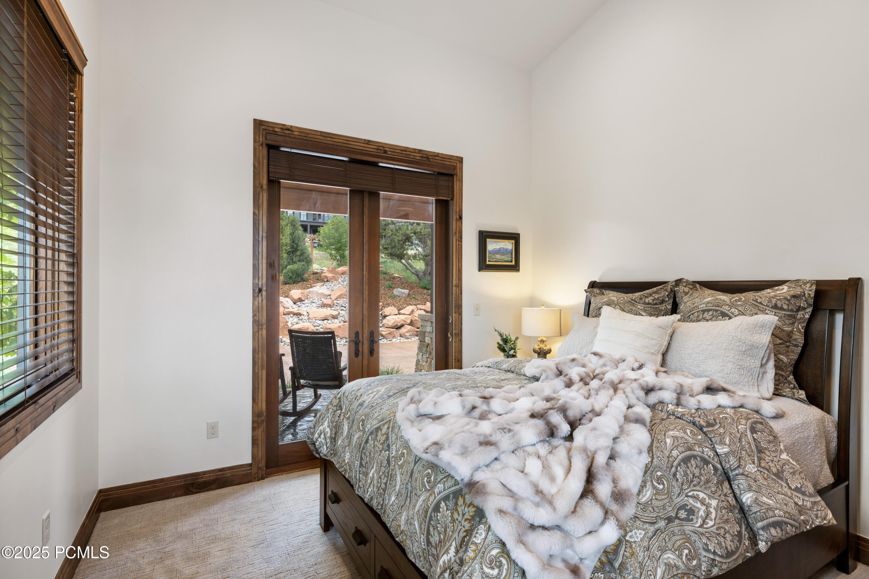 2314eFlattopMountainDr-38