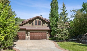 0_Exterior-Front_1800x1200_4235202