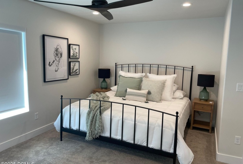 Upstairs Bedroom 2