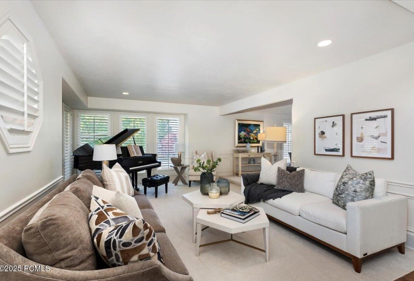 09-Living Room