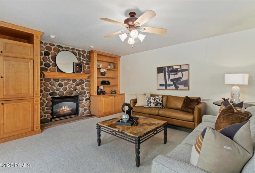 22-Great Room