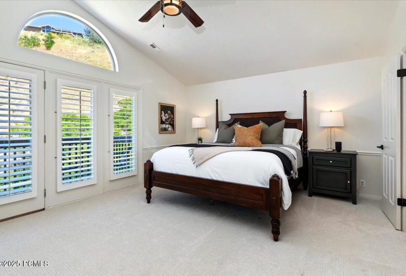 25-Bedroom
