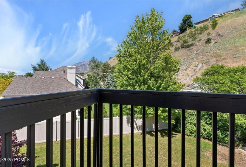 29-Balcony