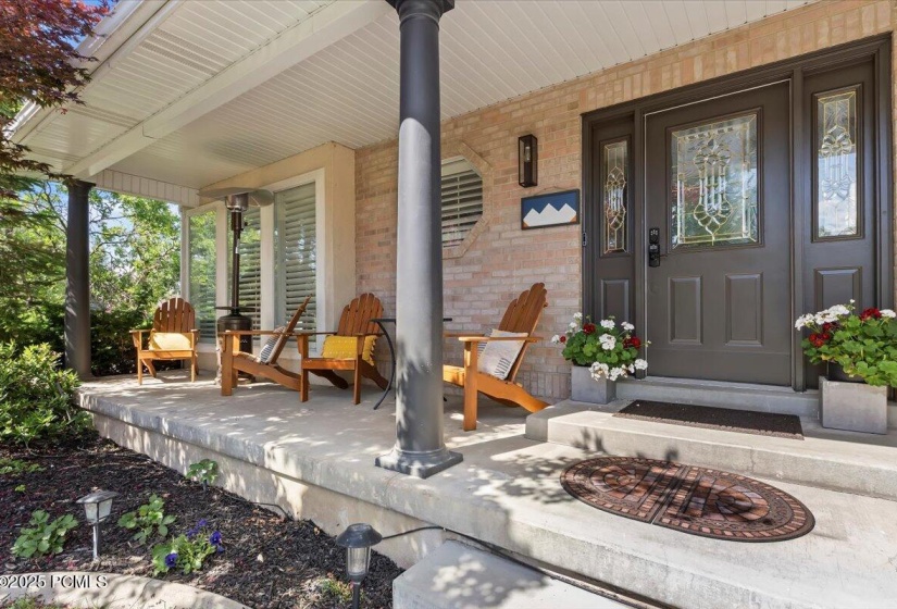 07-Covered Porch
