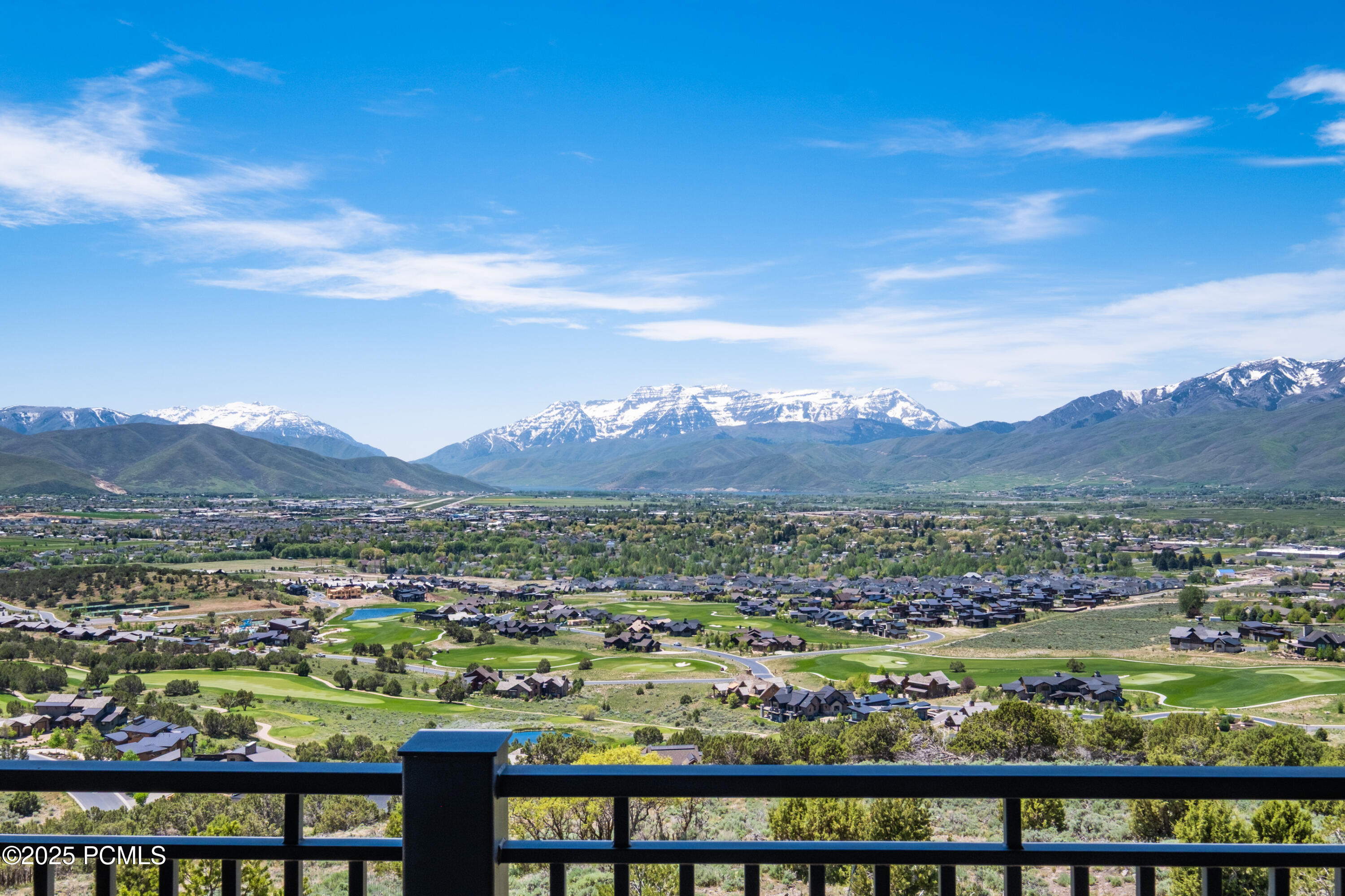 1097ExplorerPeakDr-18