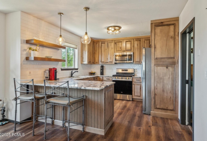 10_Kitchen_1800x1200_4235582