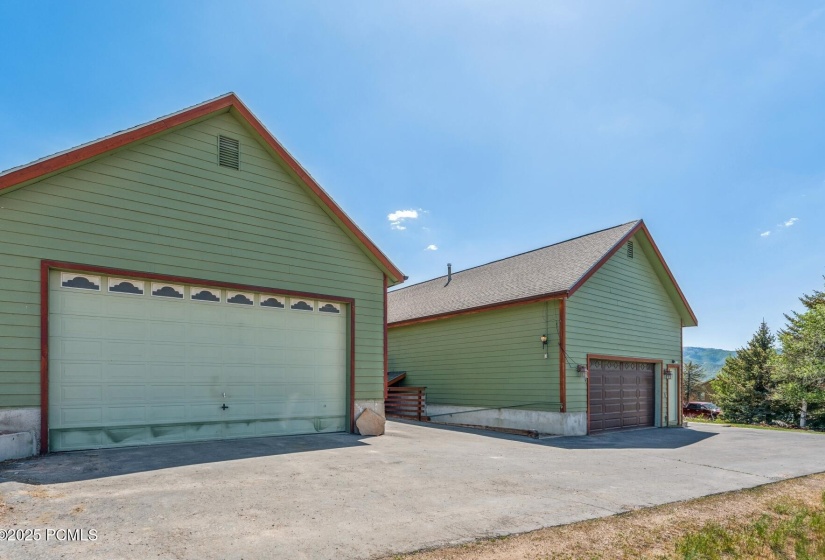 54_Exterior_1800x1200_4235629