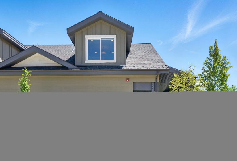2-web-or-mls-Photo-2