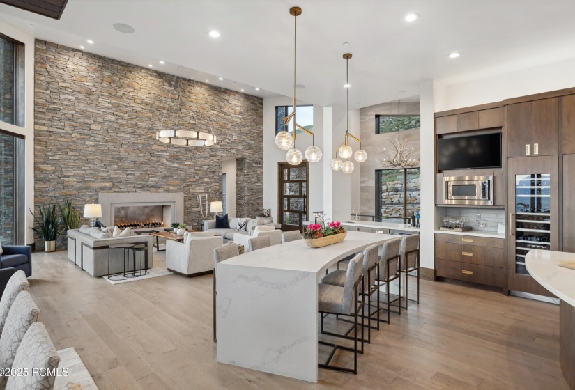 016_1703chimneyrockrd-12_142
