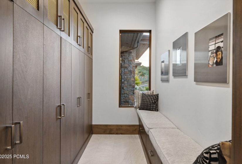 054_1703chimneyrockrd-41_172