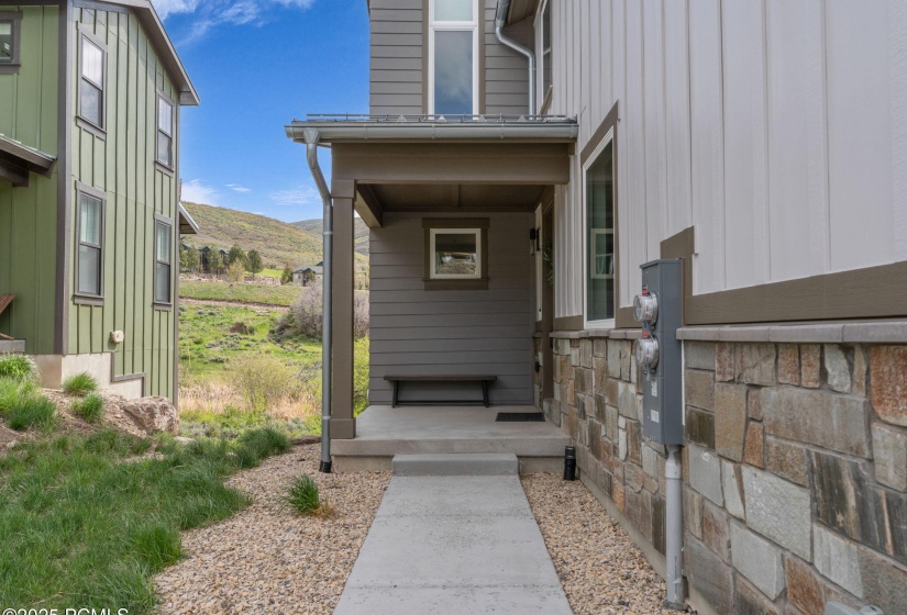 4-web-or-mls-12852-n-belaview-way