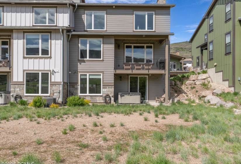 5-web-or-mls-12852-n-belaview-way
