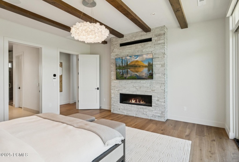 45_Bedroom_1800x1200_4239858
