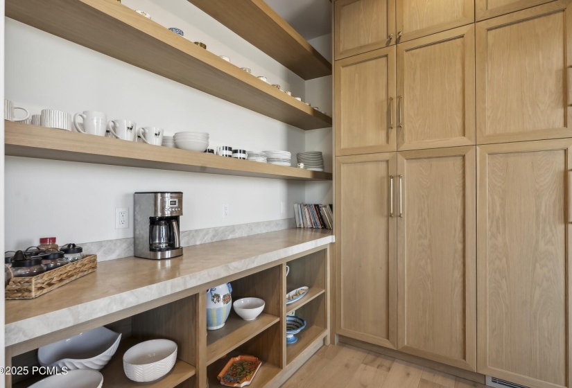33_Pantry_1800x1200_4233002