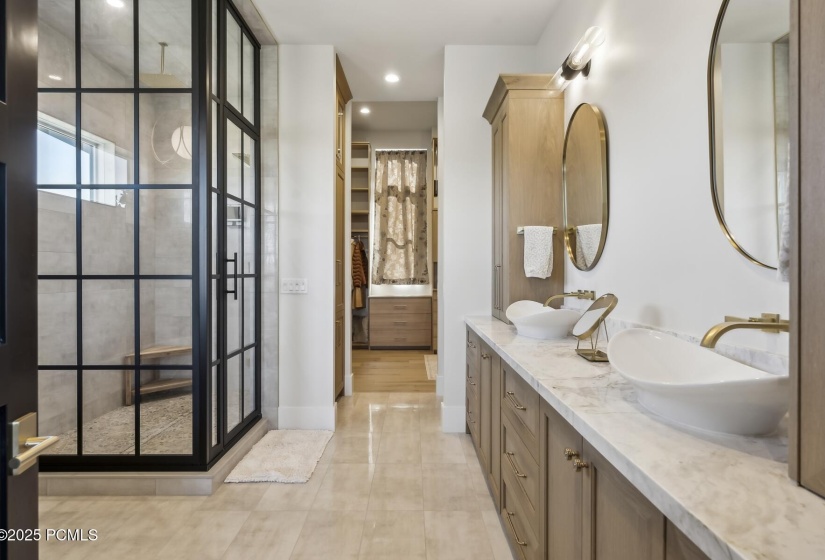 44_Bathroom_1800x1200_4233008