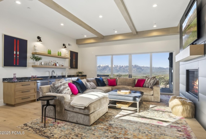 51_Familyroom_1800x1200_4233017