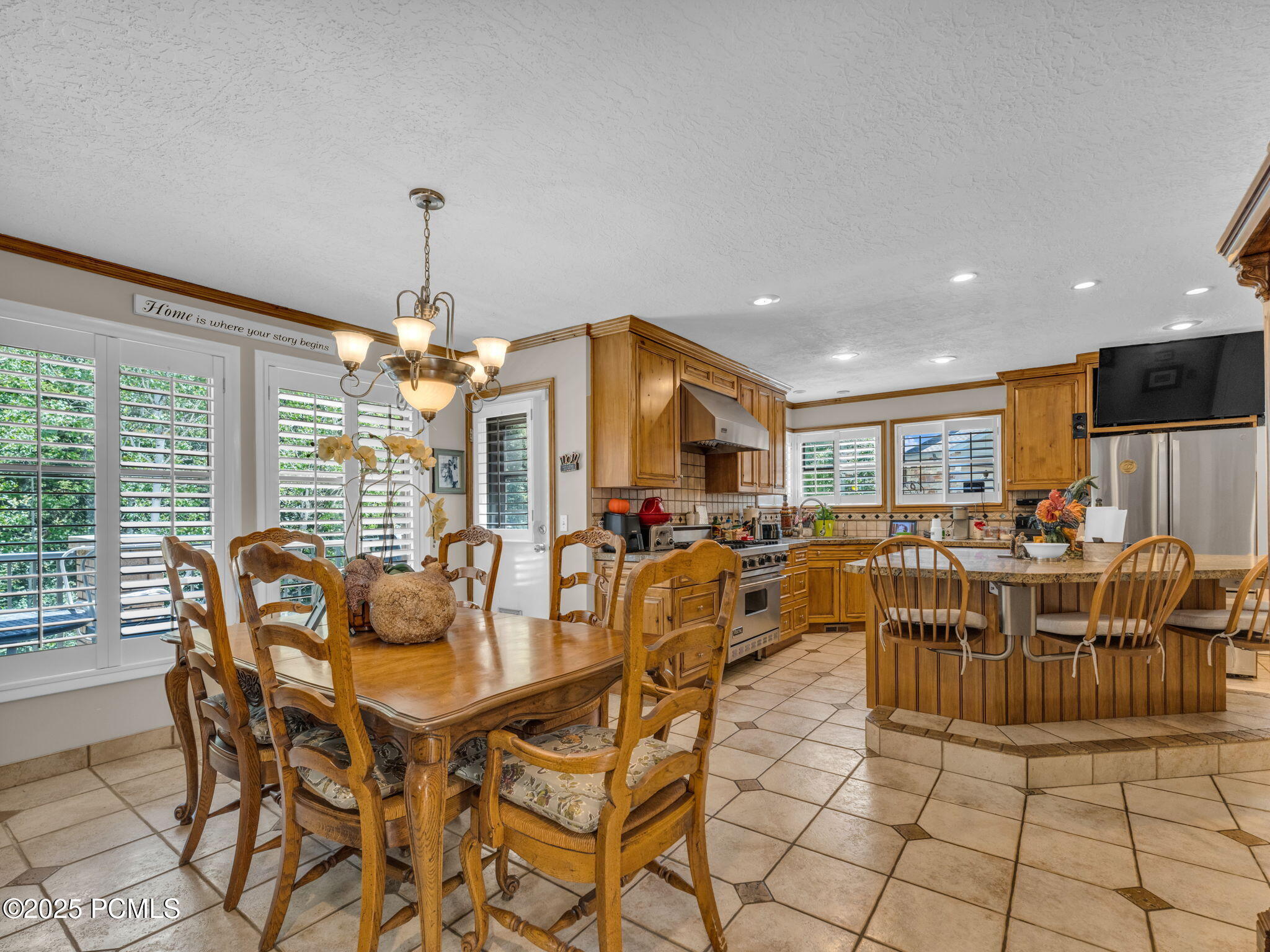 14-web-or-mls-7634-pinebrook-rd