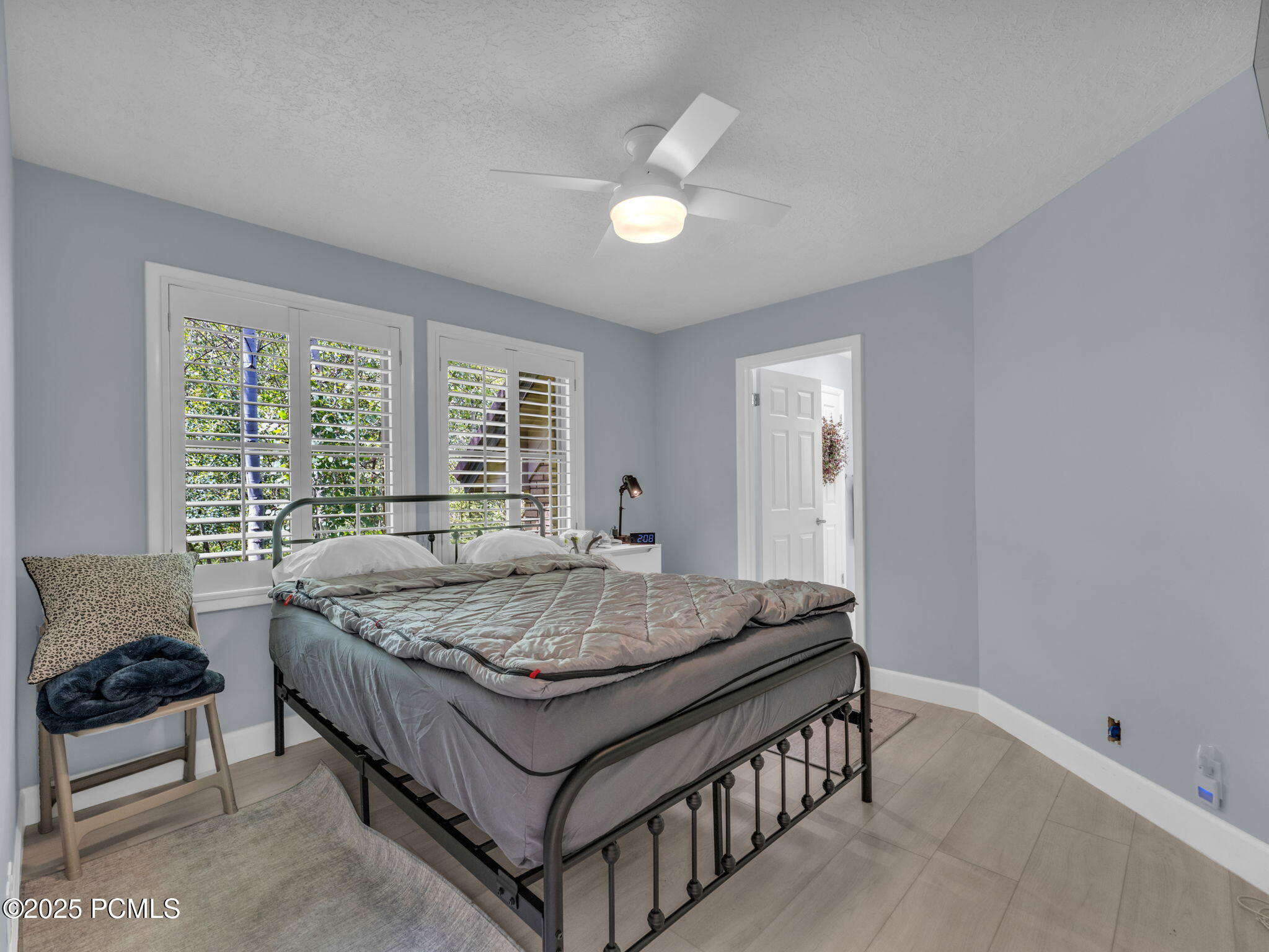 19-web-or-mls-7634-pinebrook-rd