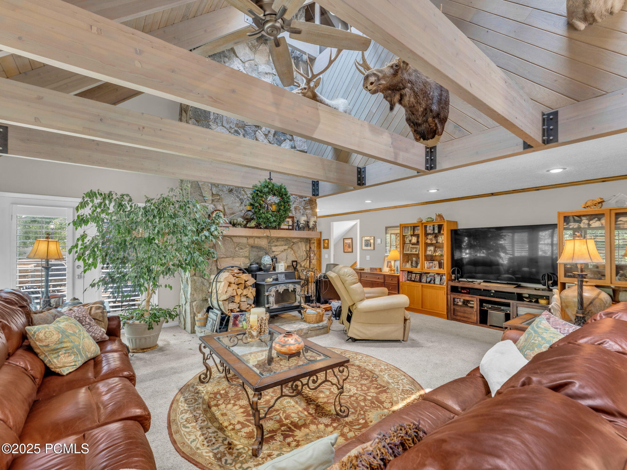 9-web-or-mls-7634-pinebrook-rd