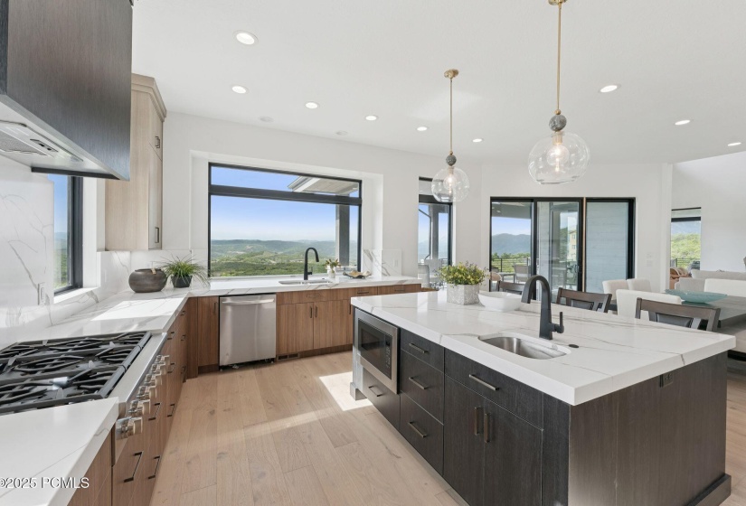 2280 E Outlaw Rd, Hideout_HDR011