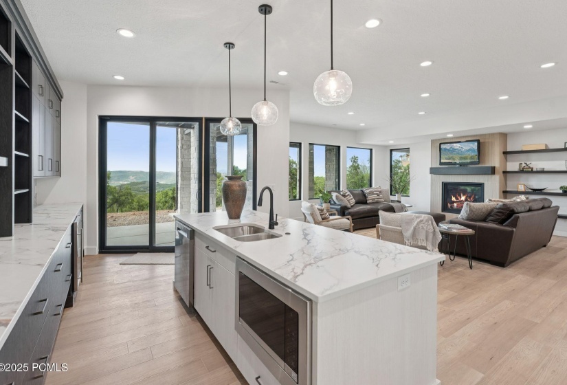 2280 E Outlaw Rd, Hideout_HDR052