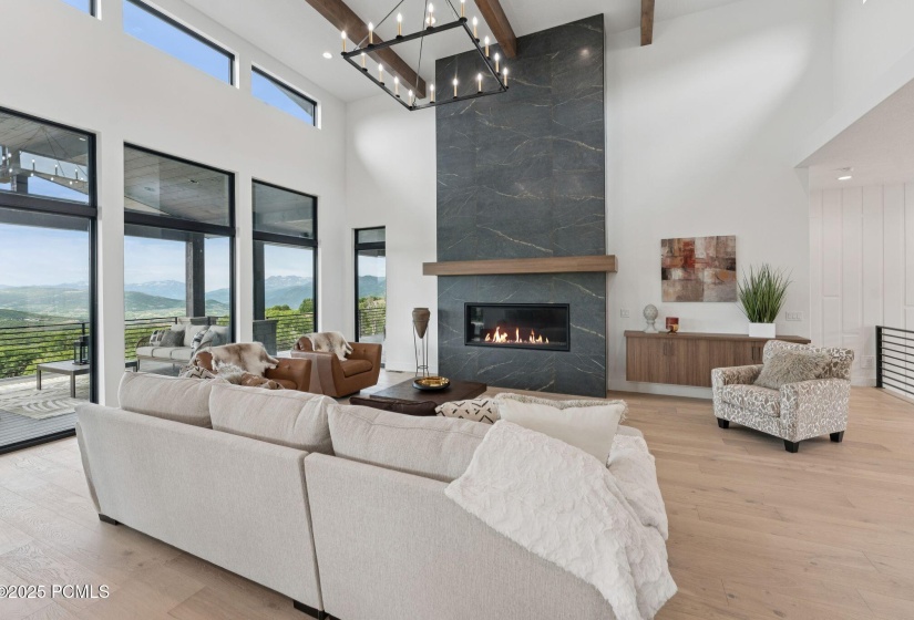 2280 E Outlaw Rd, Hideout_HDR001