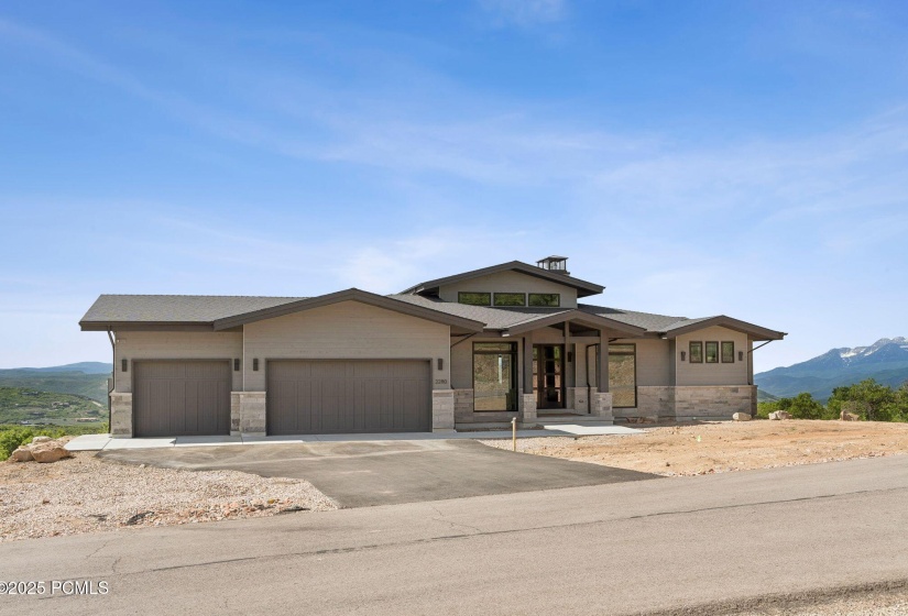 2280 E Outlaw Rd, Hideout_HDR068