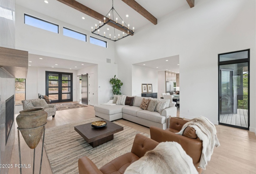 2280 E Outlaw Rd, Hideout_HDR003