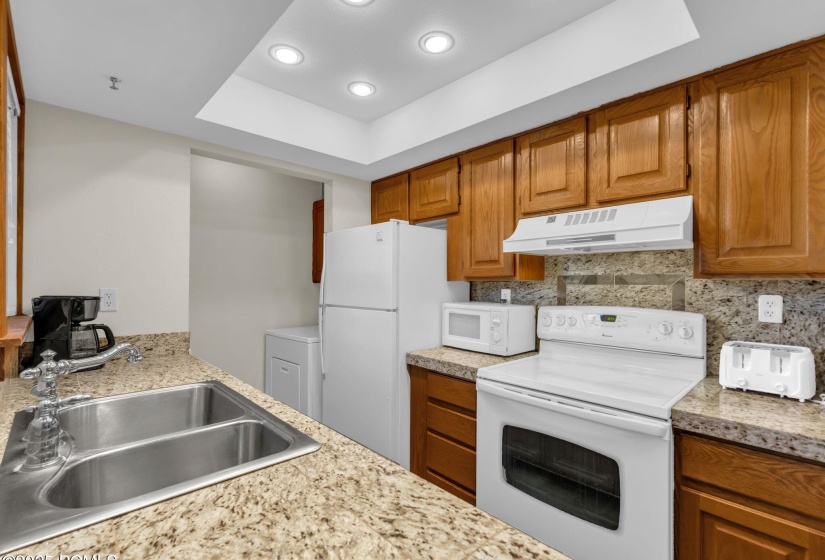 5-web-or-mls-6821-n-2200-w-unit-11c