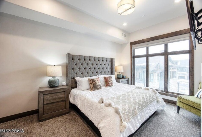 Blackstone 6