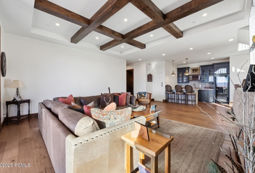 11_Familyroom_1800x1200_4210563