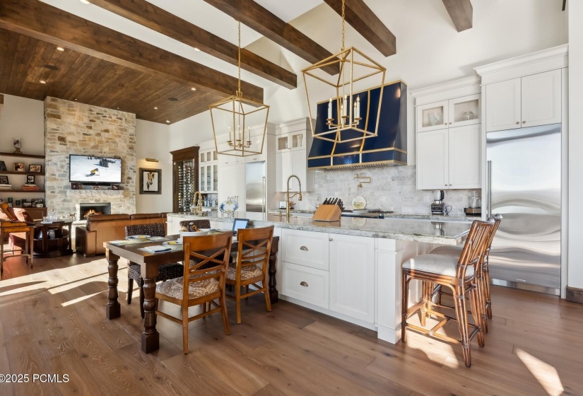 38_Kitchen_1800x1200_4210589