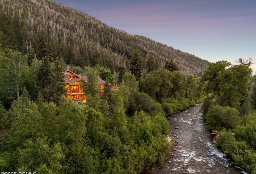 94_DJI_20250619211425_0181_D