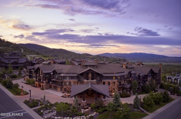 2100 Frostwood Boulevard, Park City, Utah 84098, 1 Bedroom Bedrooms, ,2 BathroomsBathrooms,Residential,For Sale,Frostwood,12502787