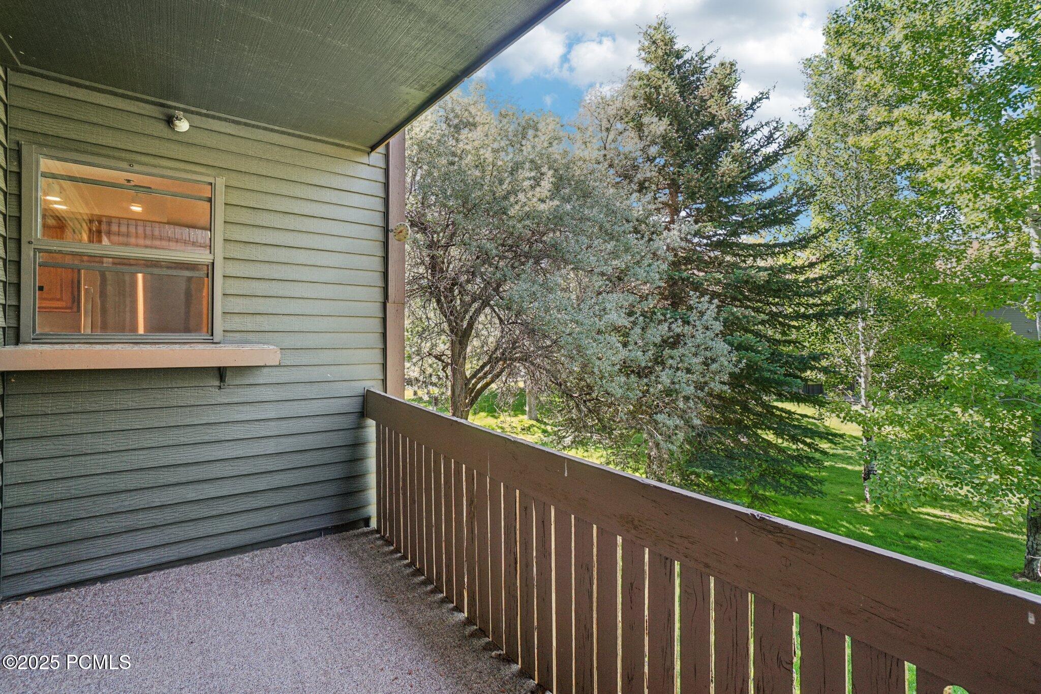 18-web-or-mls-N 2200 W 9i-1906-017