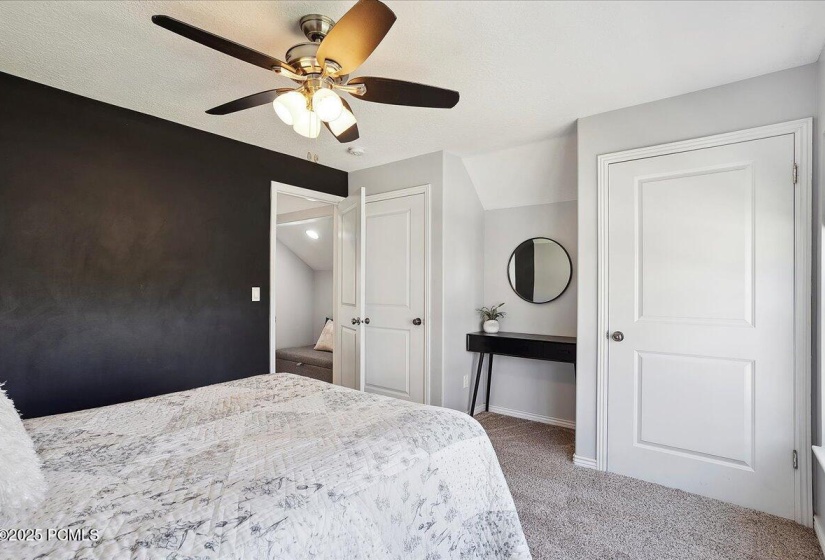 17-Bedroom