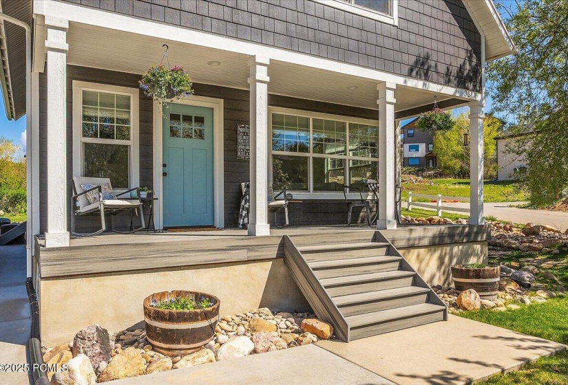 04-Front Porch