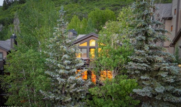 2650DeerValleyDrUnit207-1