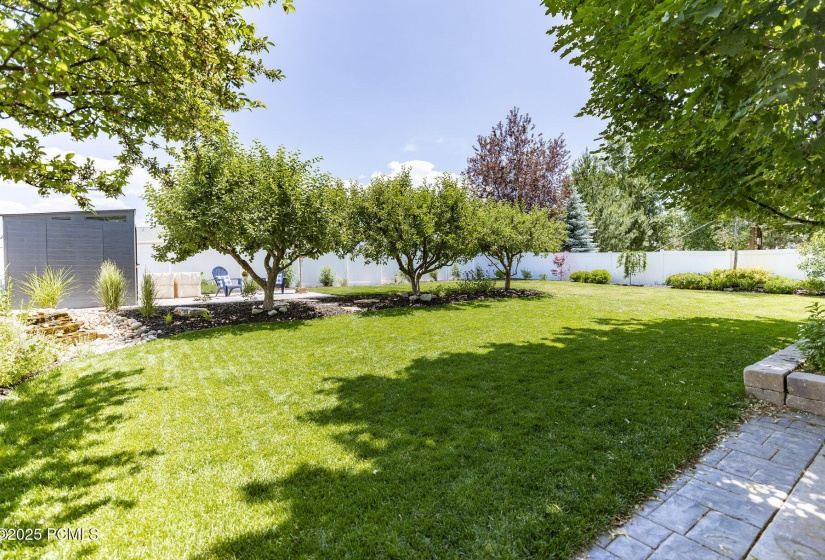 017_1161_e_cobblestone_drive041_446