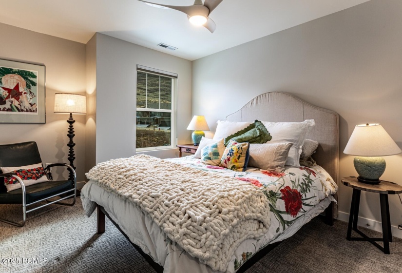 1st Guest Room