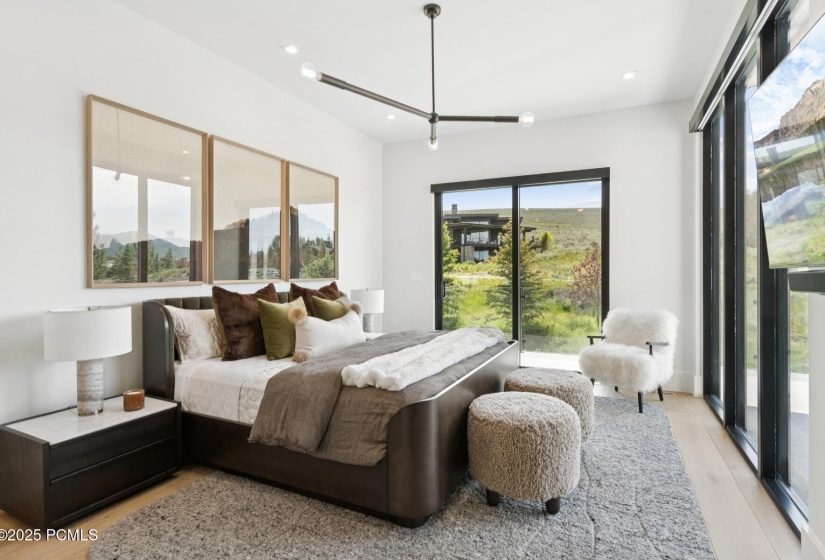36_Bedroom_1800x1200_4245223