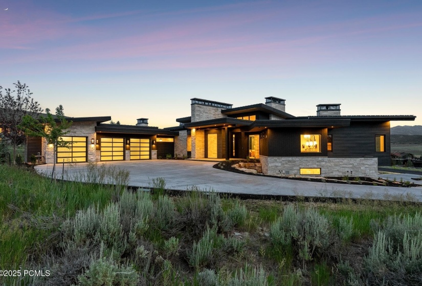 3_Exterior_1800x1200_4245251