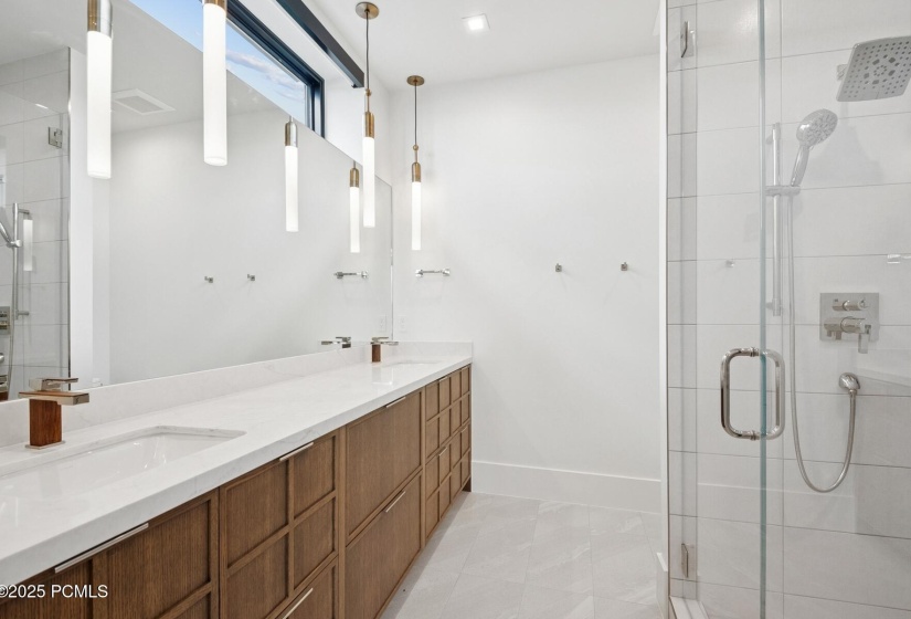 61_Bathroom_1800x1200_4245189