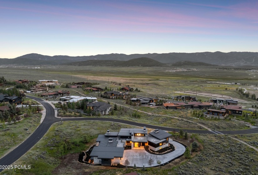 76_Aerial_1800x1200_4245246