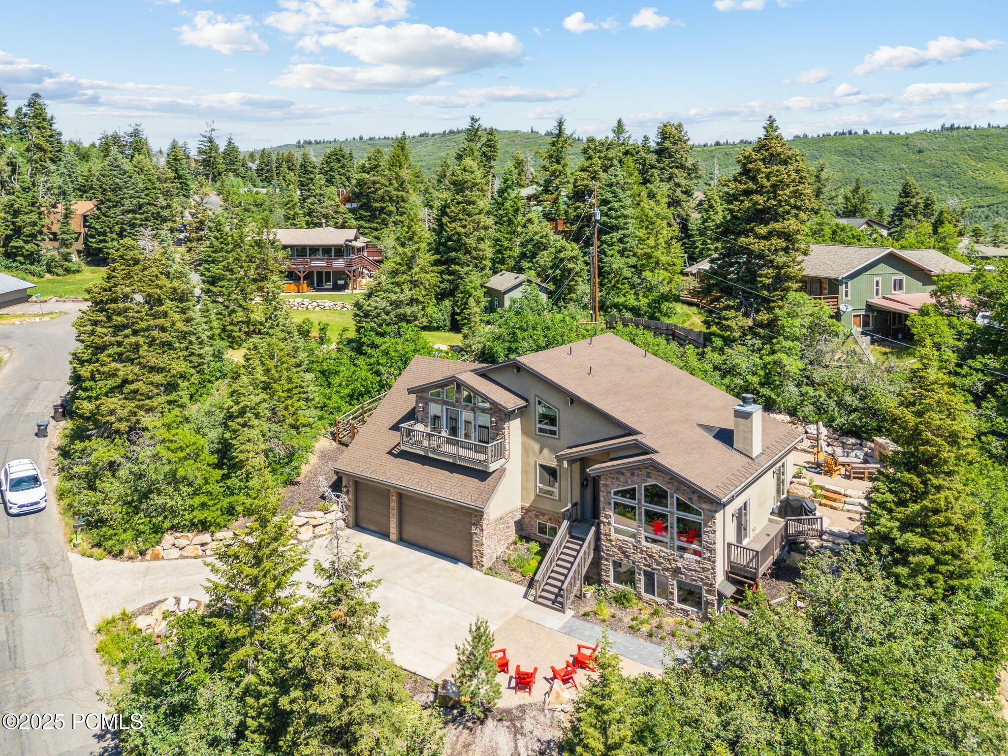 535 Crestview Dr_Drone003