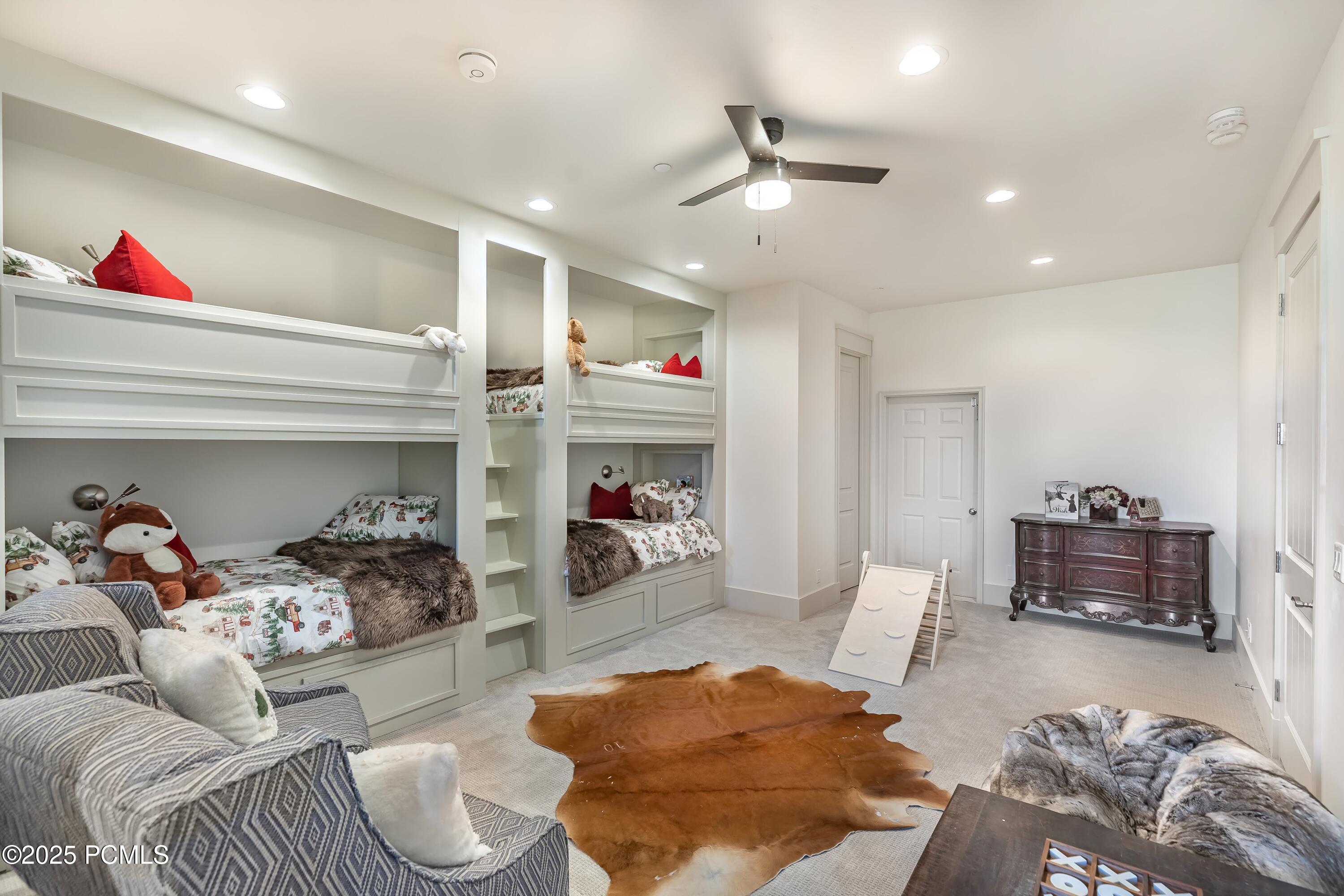 22 Promontory