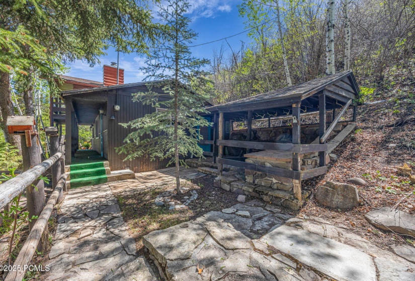 52-web-or-mls-1456-e-weber-wild-rd